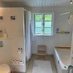 Idyllic Summer House On Feriehus *